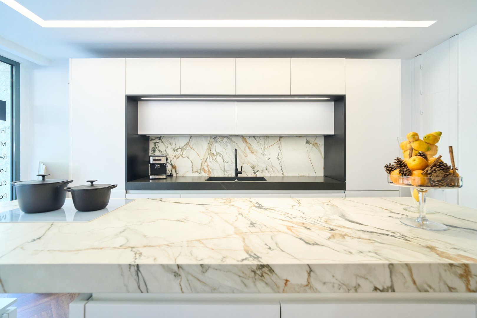 Polished restored stone surface