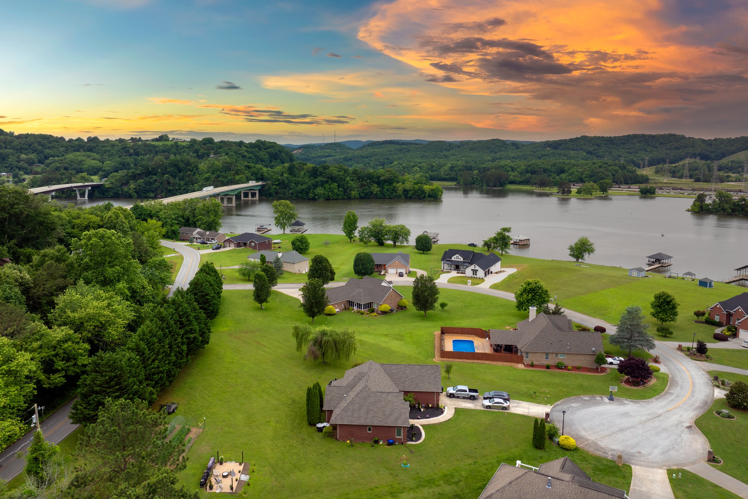 Large residential homes in Tennessee rural community. American houses in US suburbs.