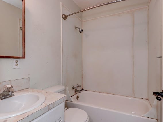 4315 N Cassia Before