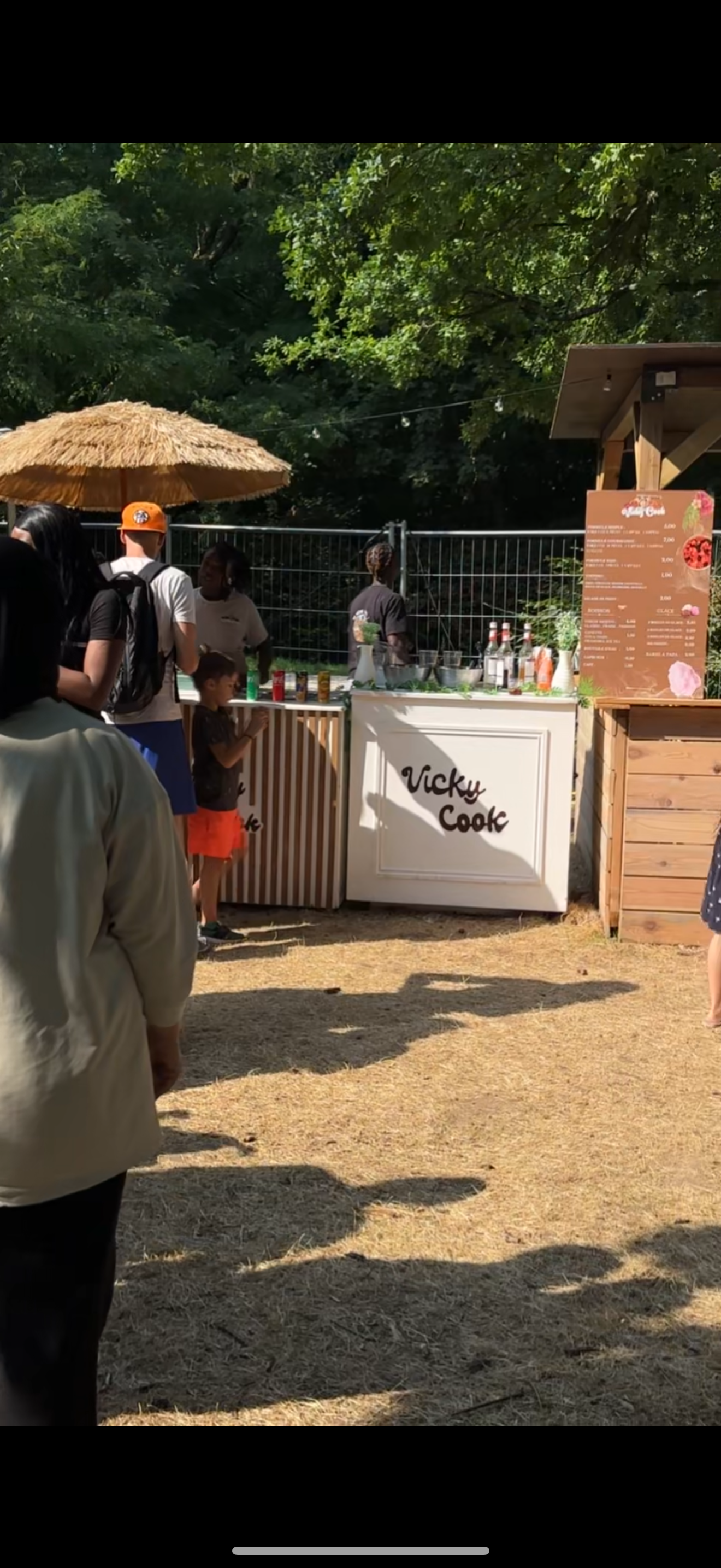 Vicky Cook outdoor summer event