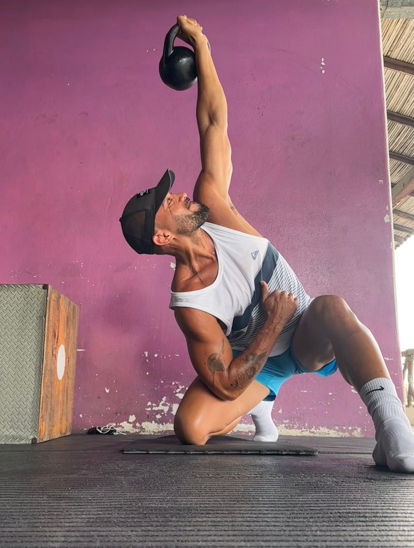 Alex - Transformación real