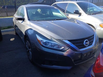 2017 Nissan Altima SV