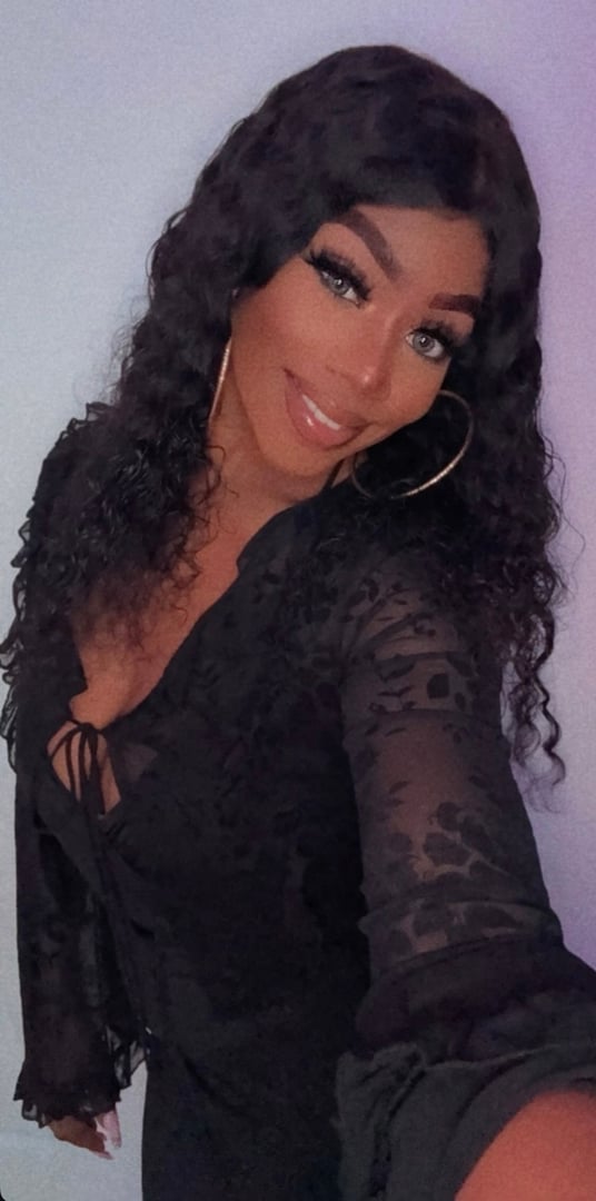 Angela Faye, Owner of BeYOUnique LLC