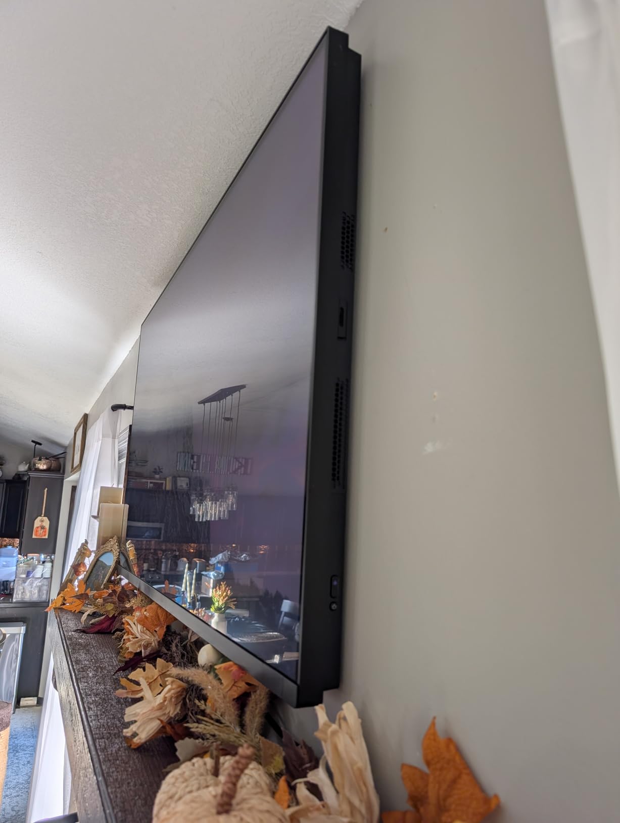 Roku Smart TV – 65-Inch Pro Series, Mini-LED TV – RokuTV