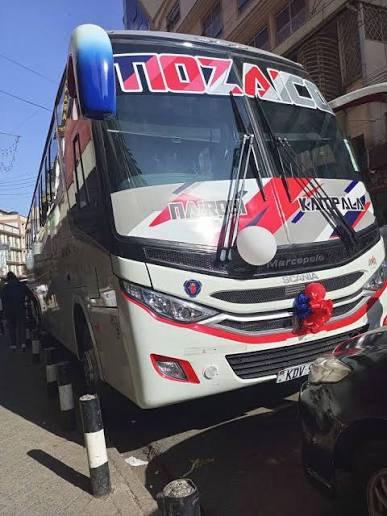 Mozzaico Luxury Coach