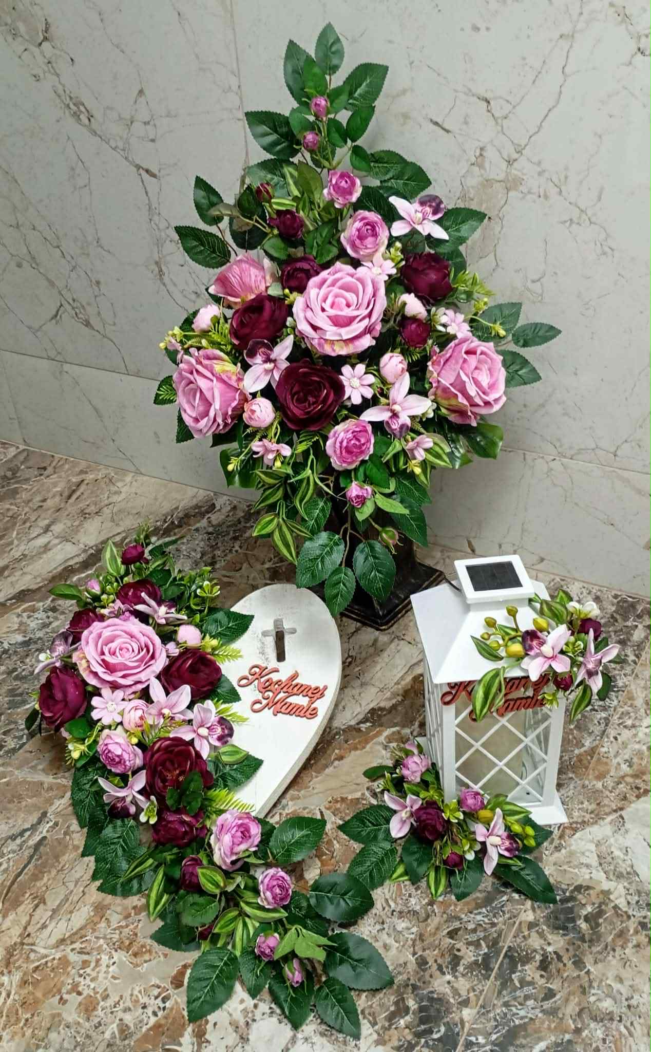 Kompozycja kwiatowa na Dzień Matki