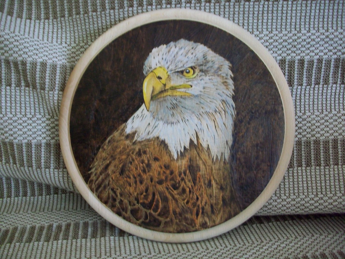 Handcrafted pyrography and woodworks