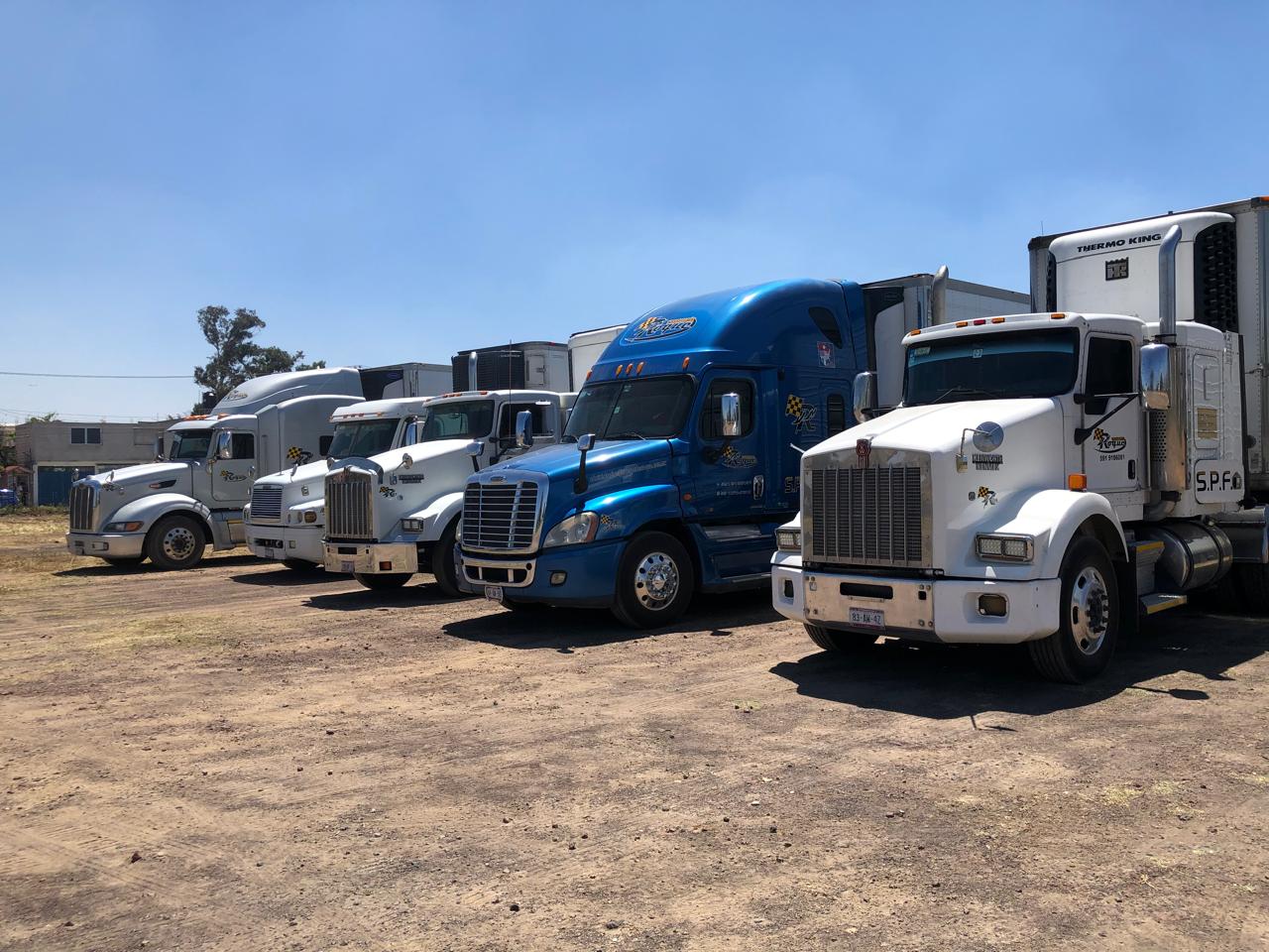 Flota de camiones de Transportes Roque