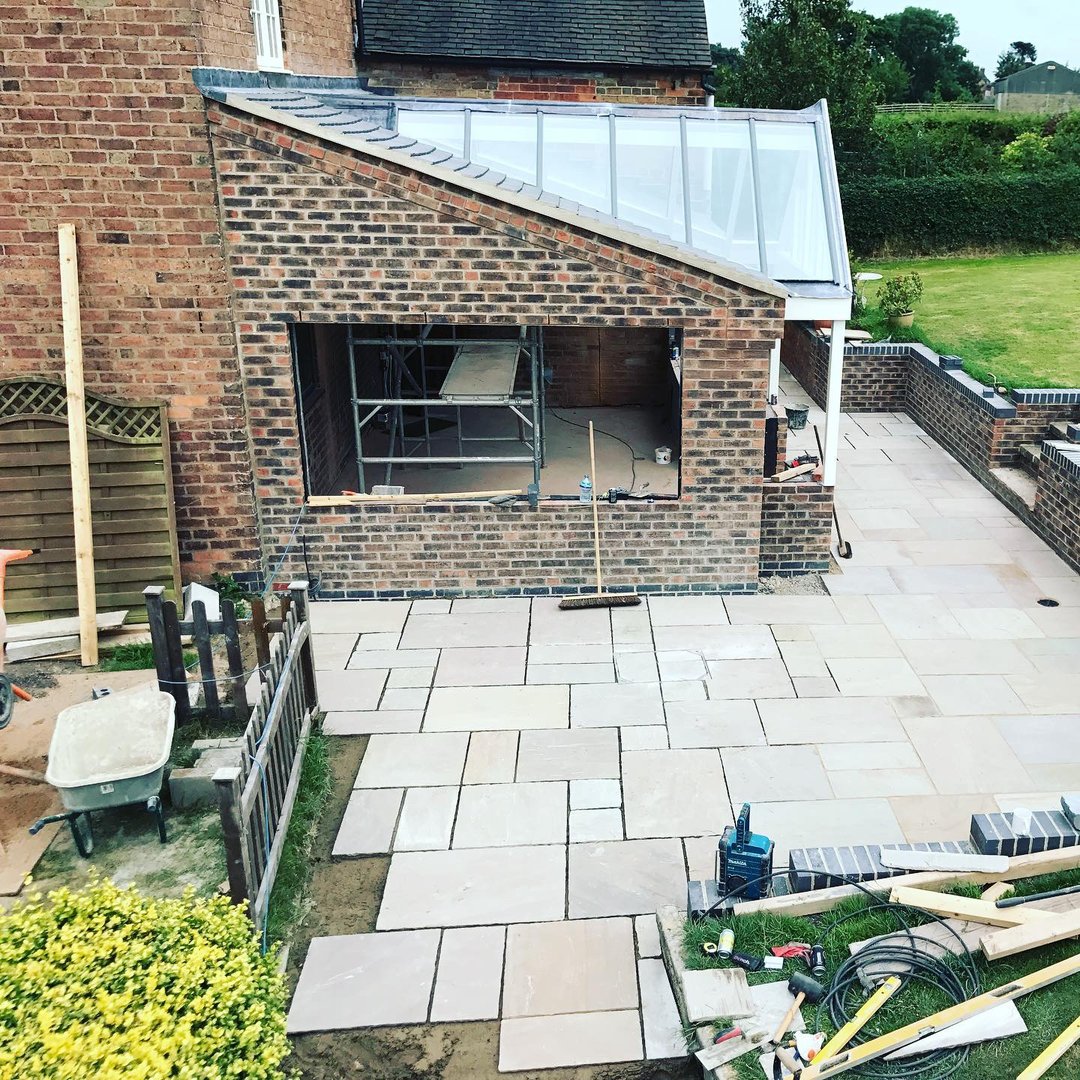 MJB Construction fencing and patios project