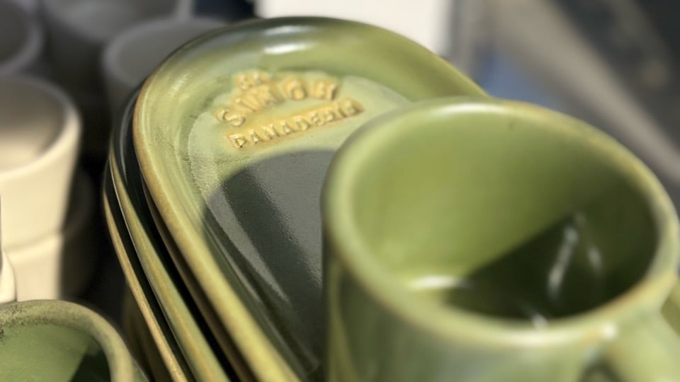 Platos complementarios de cerámica Naidich