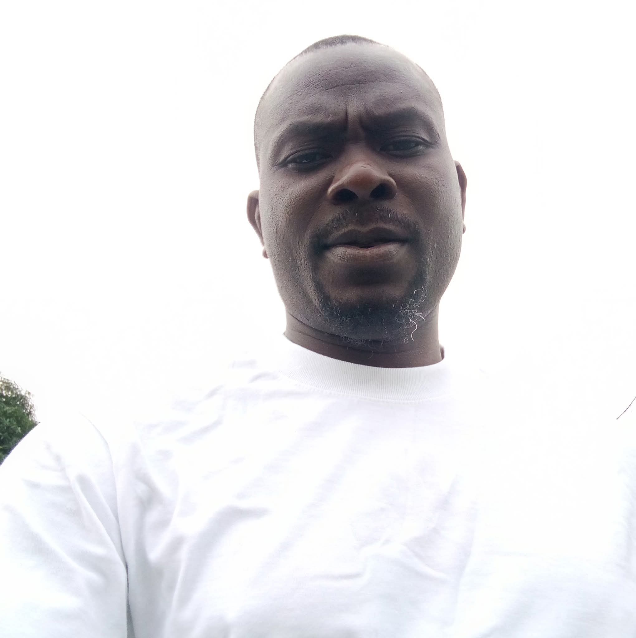 Testimonial profile picture