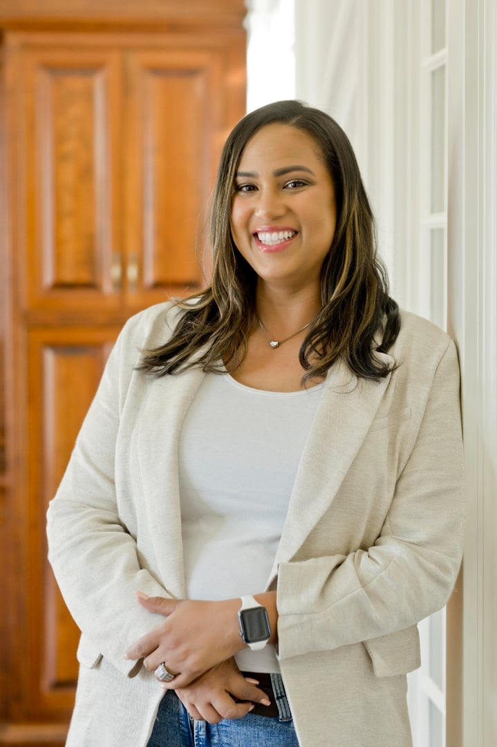 Maci Colondres - Real Estate Agent