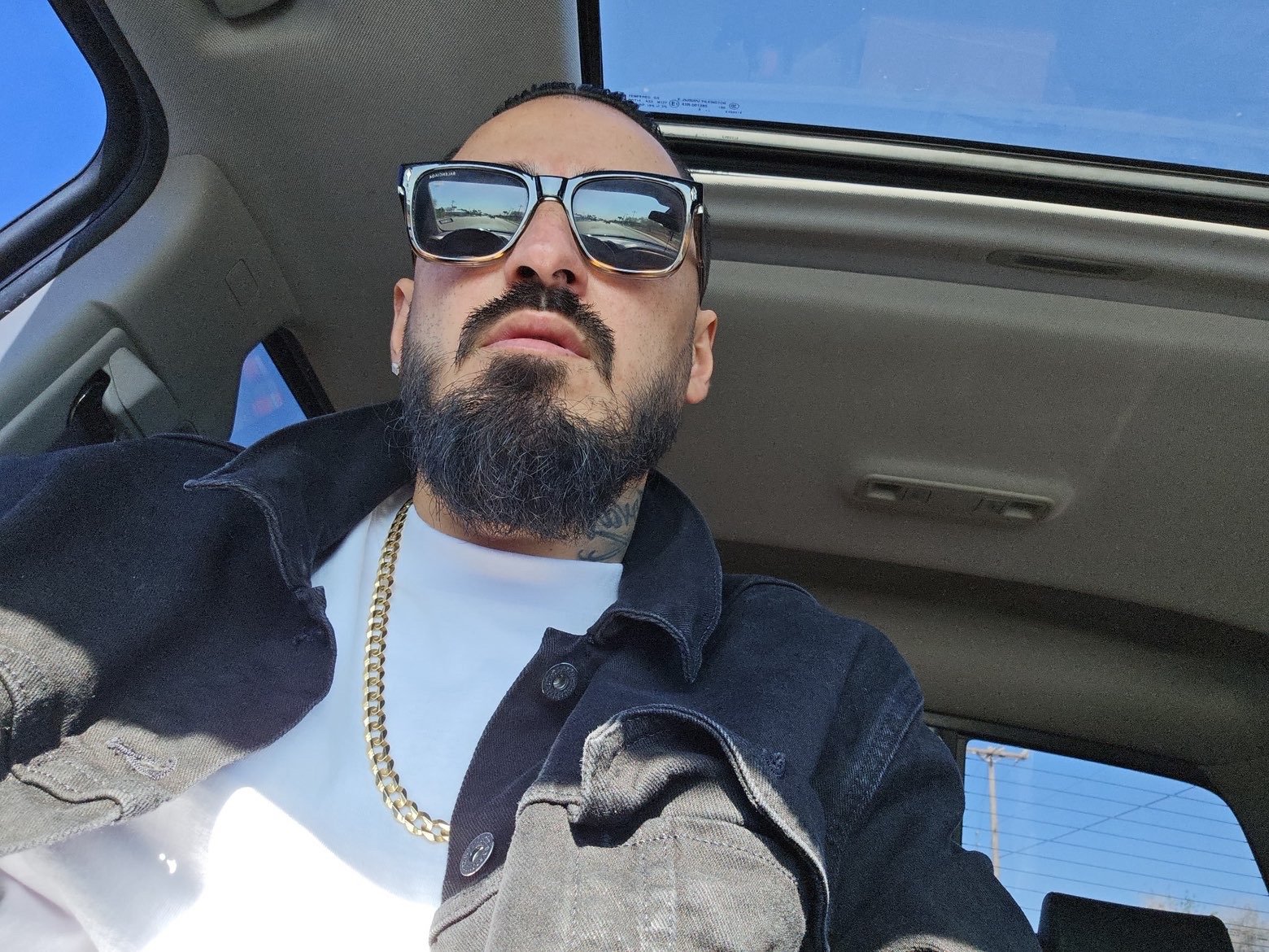 J.Tovar - Master of Fades and Designs at Scumbags & Gentlemen