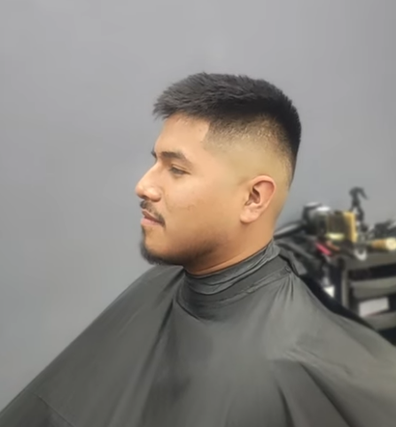 Trabajo profesional de barbería J Craft's - Estilo moderno