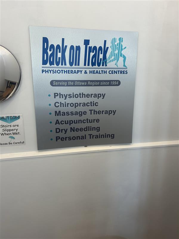 Services area at Manotick clinic