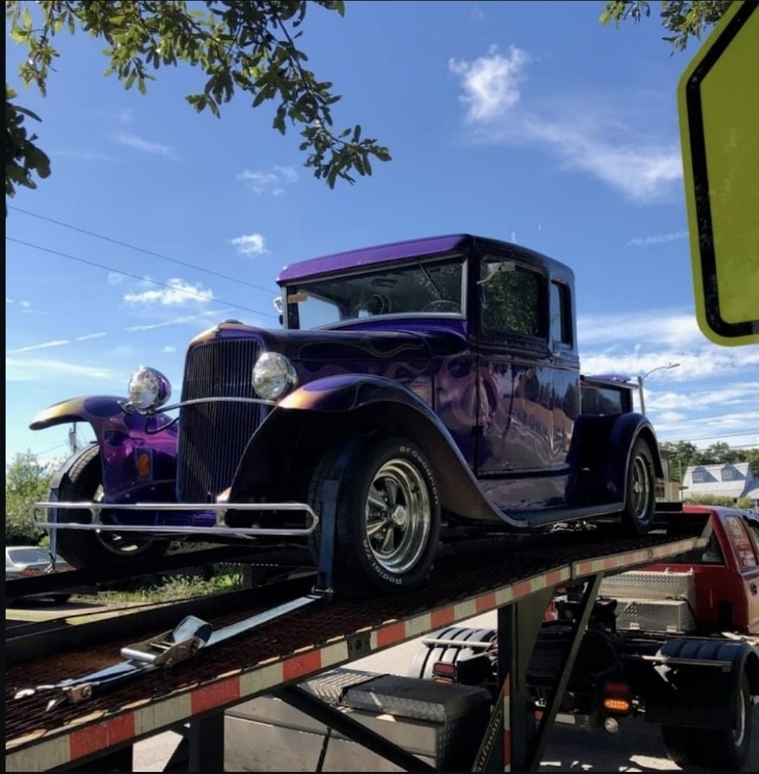 Classic car carrier service