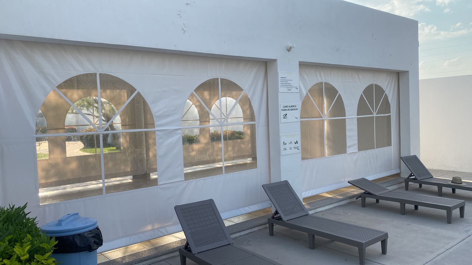 Cortinas de plástico para tienda