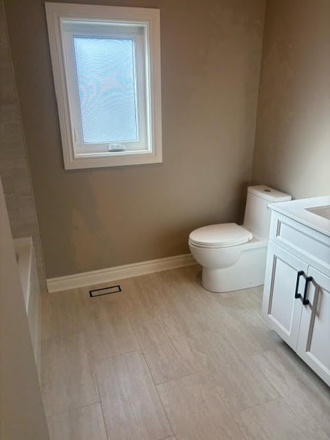 Bathroom after renovation - view 7