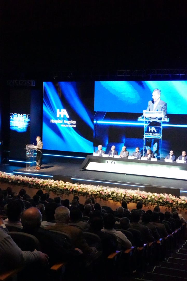 Congresos y convenciones profesionales