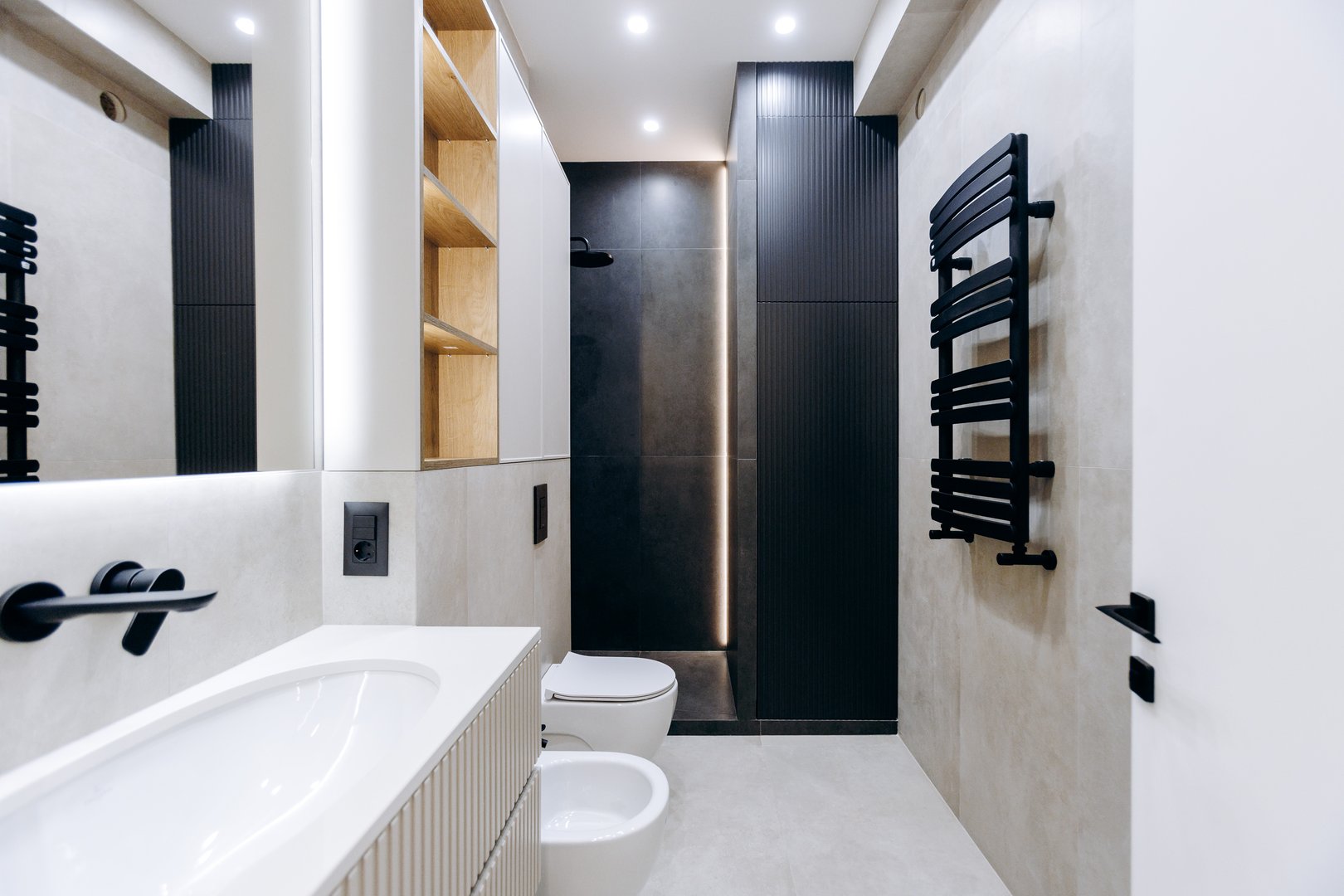 This modern bathroom features minimalist design elements and contemporary fixtures for a sleek, stylish look