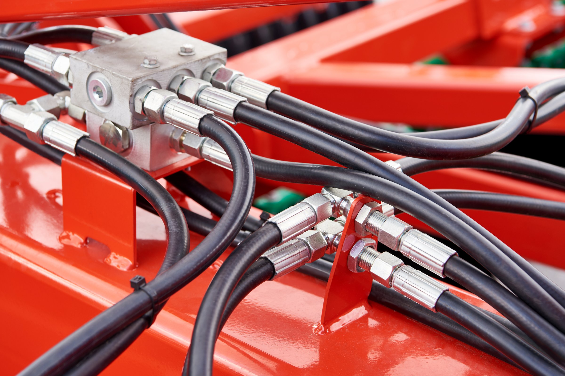 Hoses of modern hydraulic machine