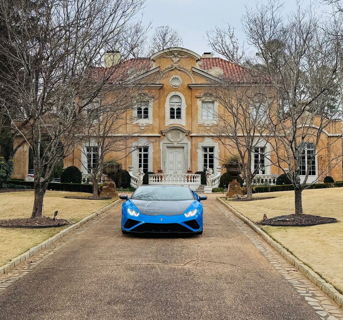 Creme De La Creme Exotics luxury vehicle