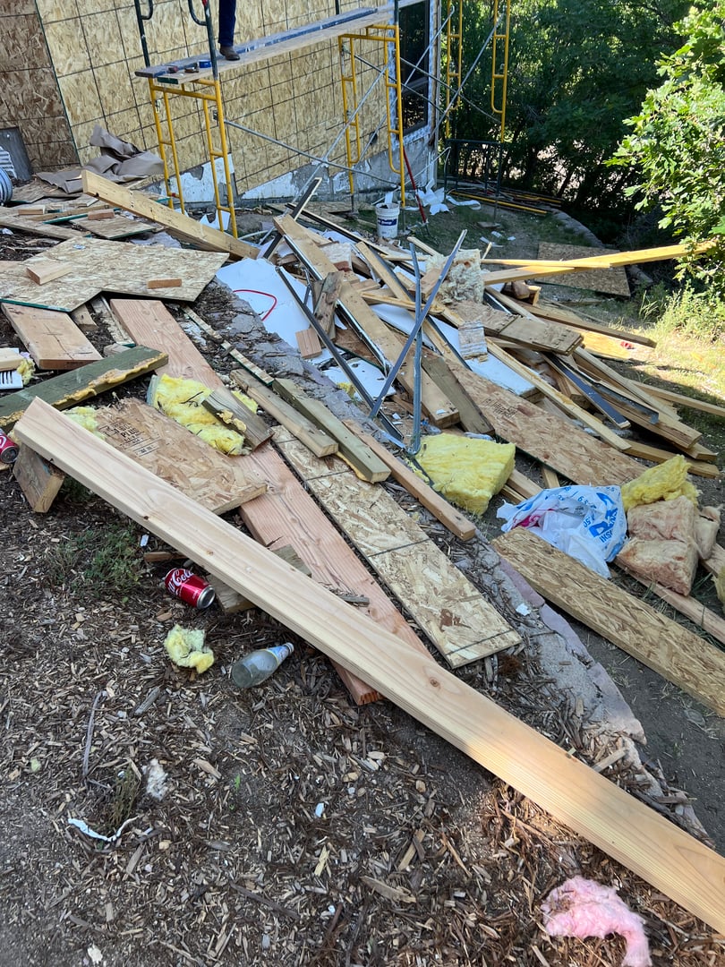 Anaconda Drive before junk removal