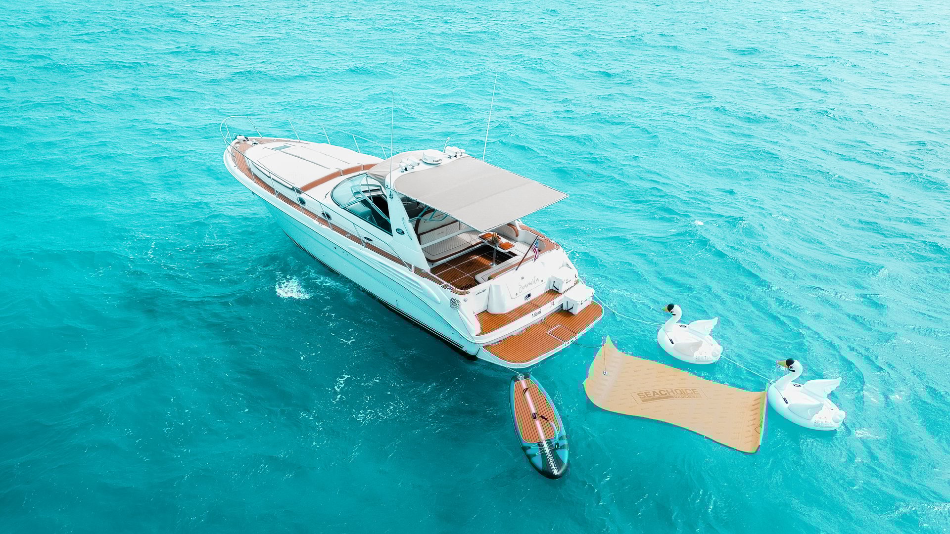 Yacht Señorita - Sea Ray Sundancer 43 feet