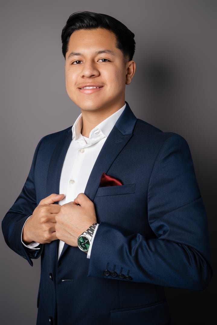 Julian Viga - Bakersfield Real Estate Agent