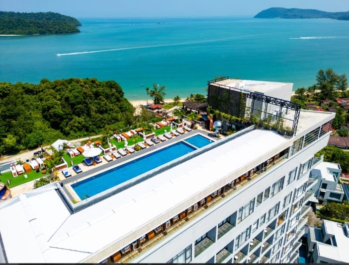 Modern building with swimming pool