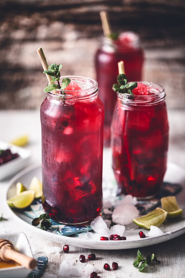 Iced Tea with Roselle or Hisbiscus, Green Tea, Lemongrass and Honey