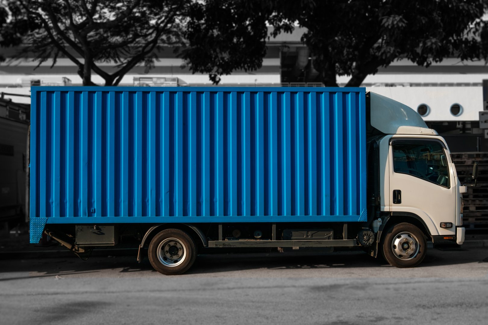 Container truck vehicle