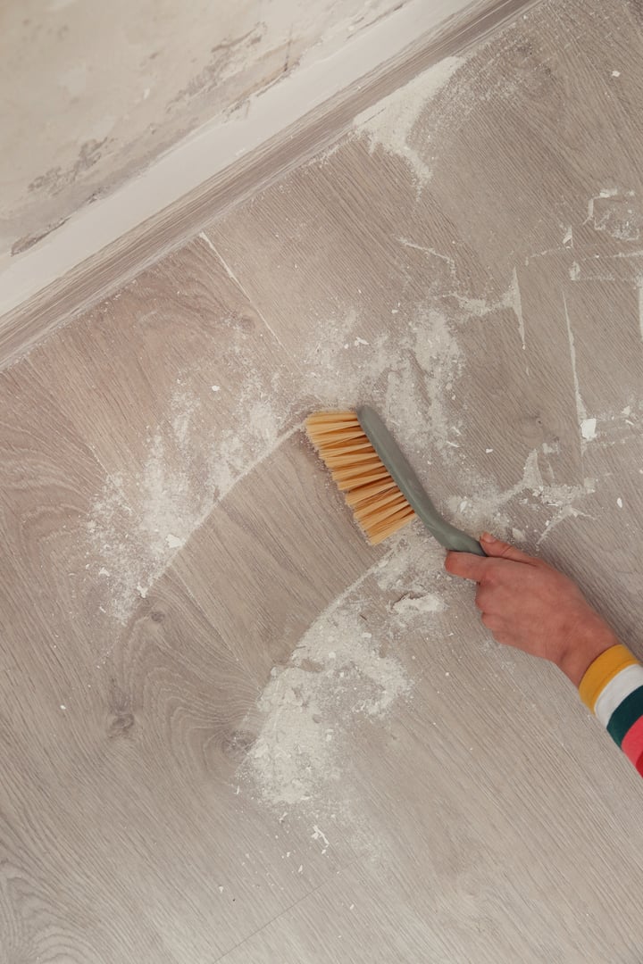 Servizi di pulizia post-cantiere.