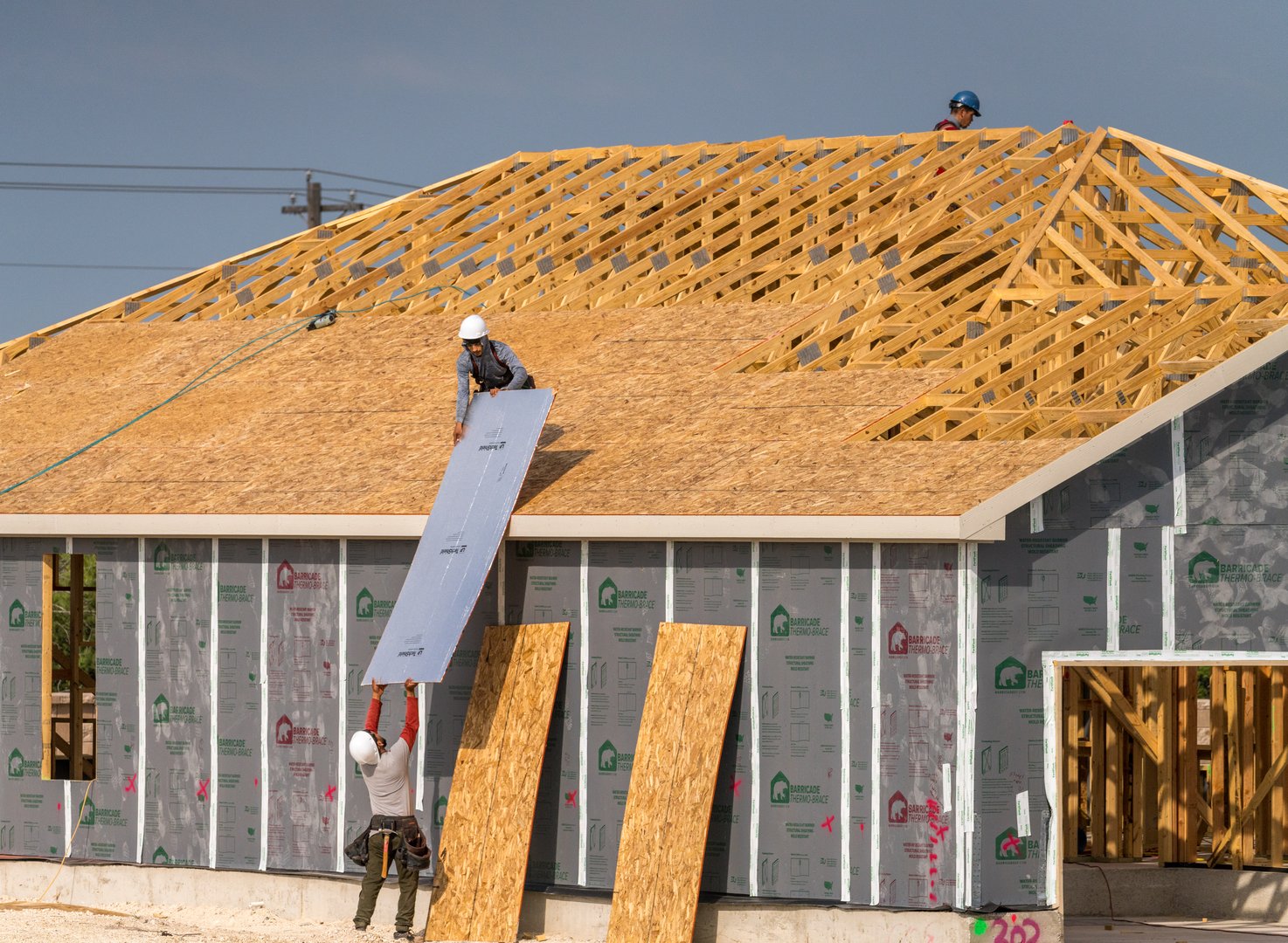 Georgetown, TX - Single family home with slab foundations and dimensional lumber frames