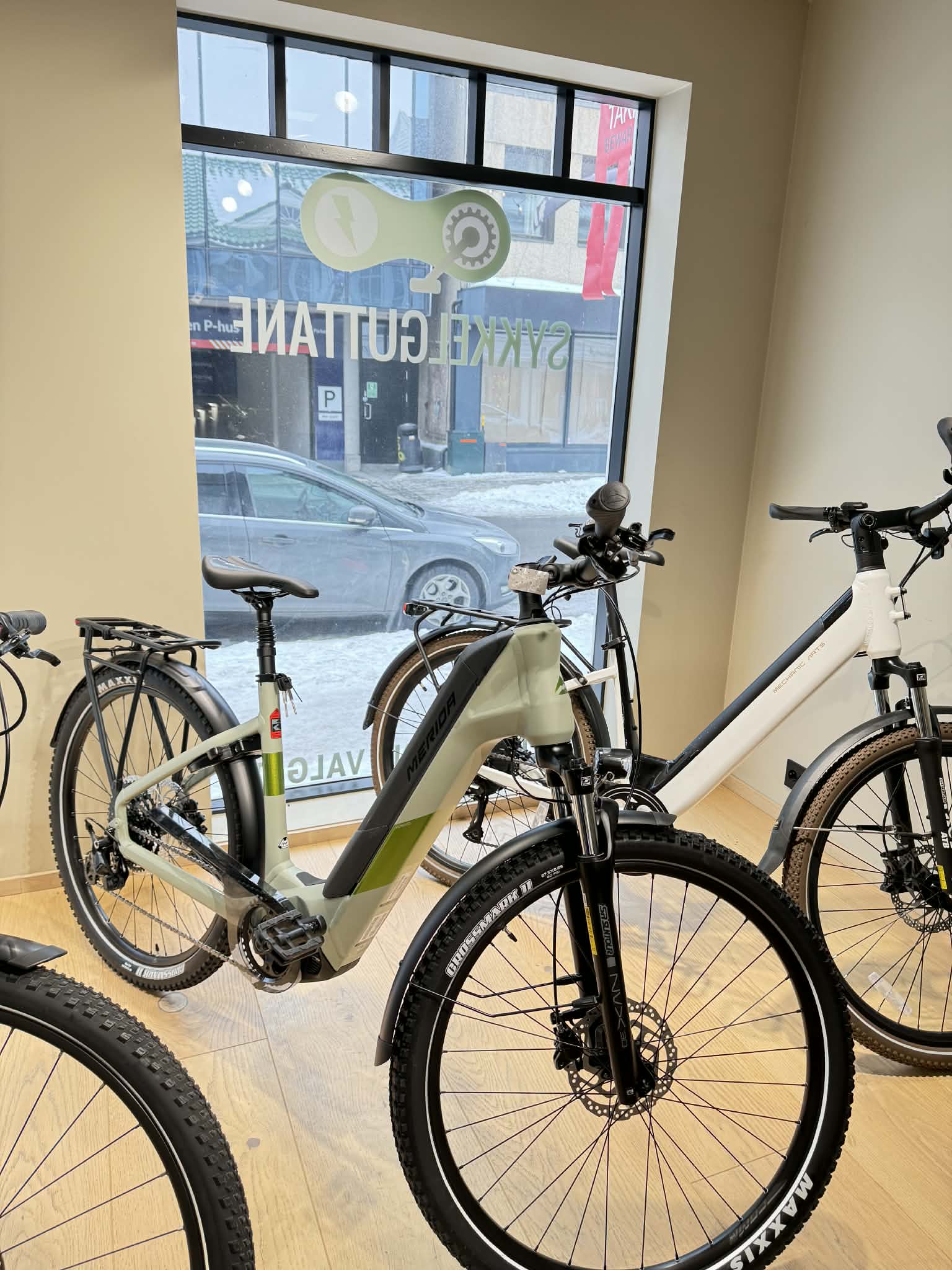 Elsykkel Kristiansand: Miljøvennlig transport og eksperthjelp hos SYKKELGUTTANE AS