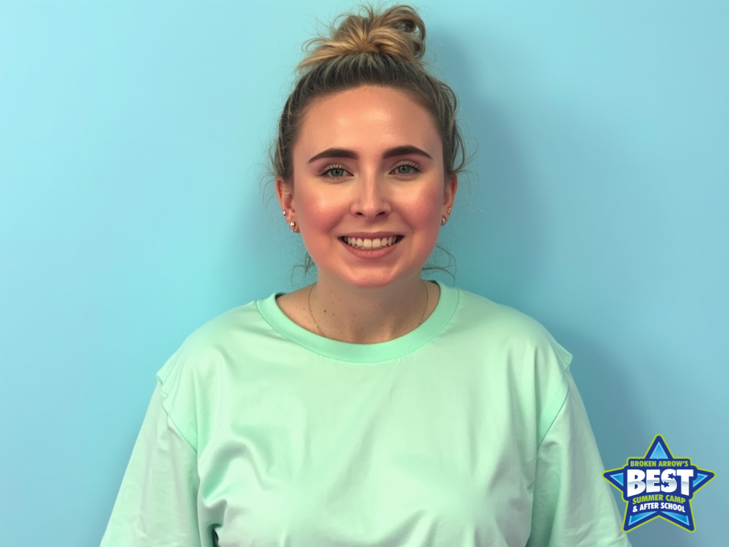 Coach Raylyn - Lead Coach