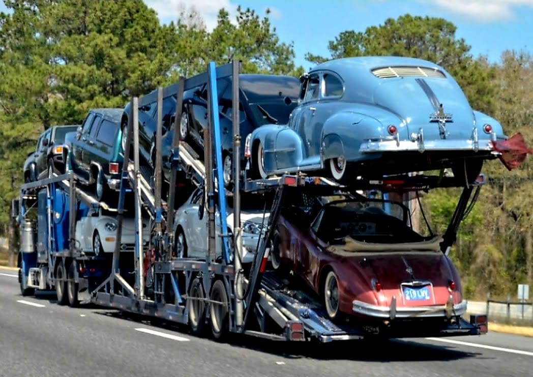 Open transport car carrier service