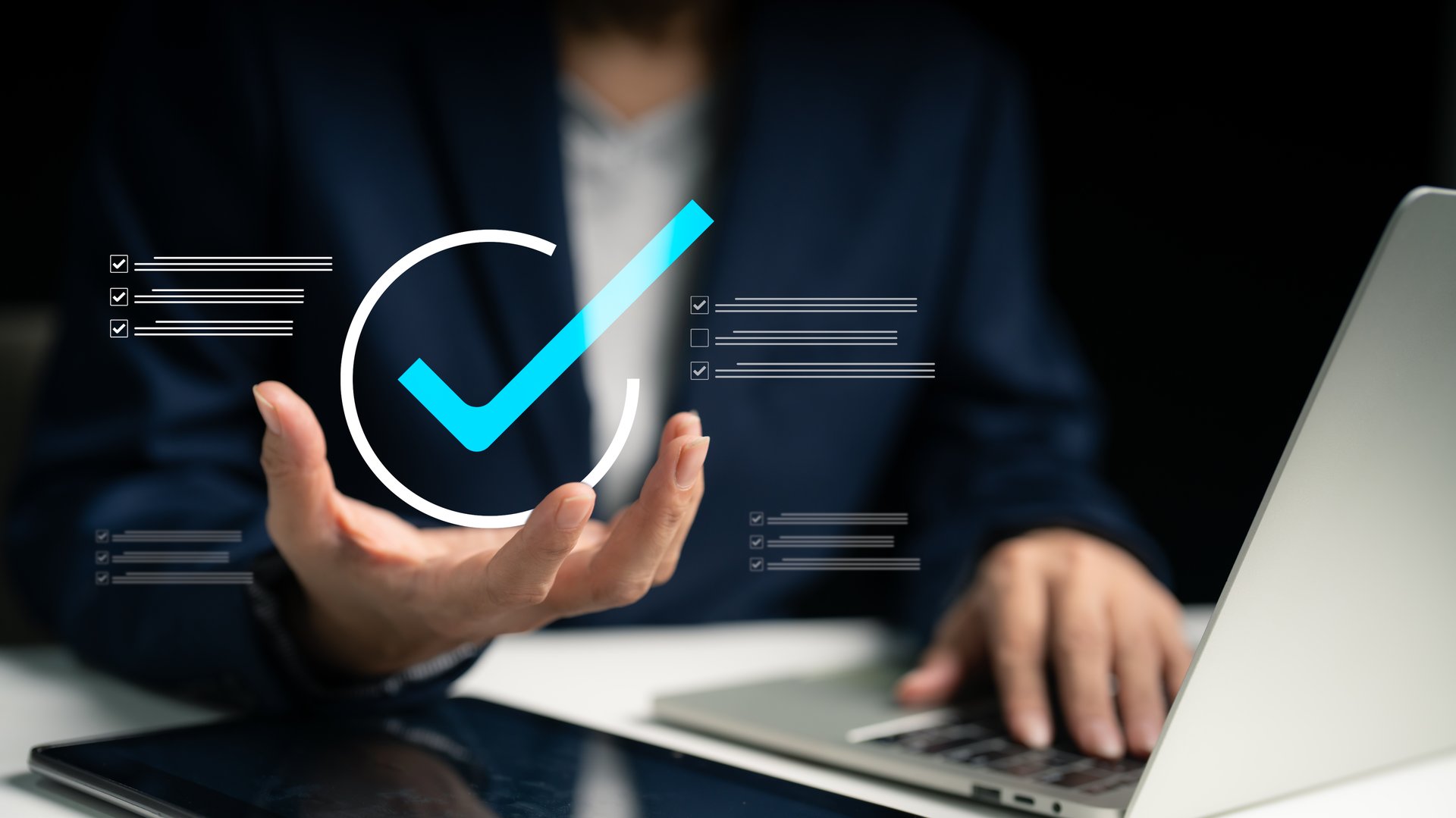 Watch seasoned businesswoman use checklists to promote success, expansion, and company management through online questions, examinations, and evaluations. Learn about power evaluation right now.