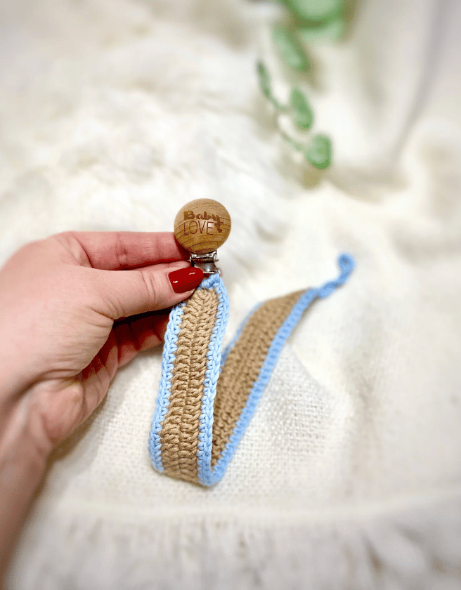 Niebieska zawieszka do smoczka