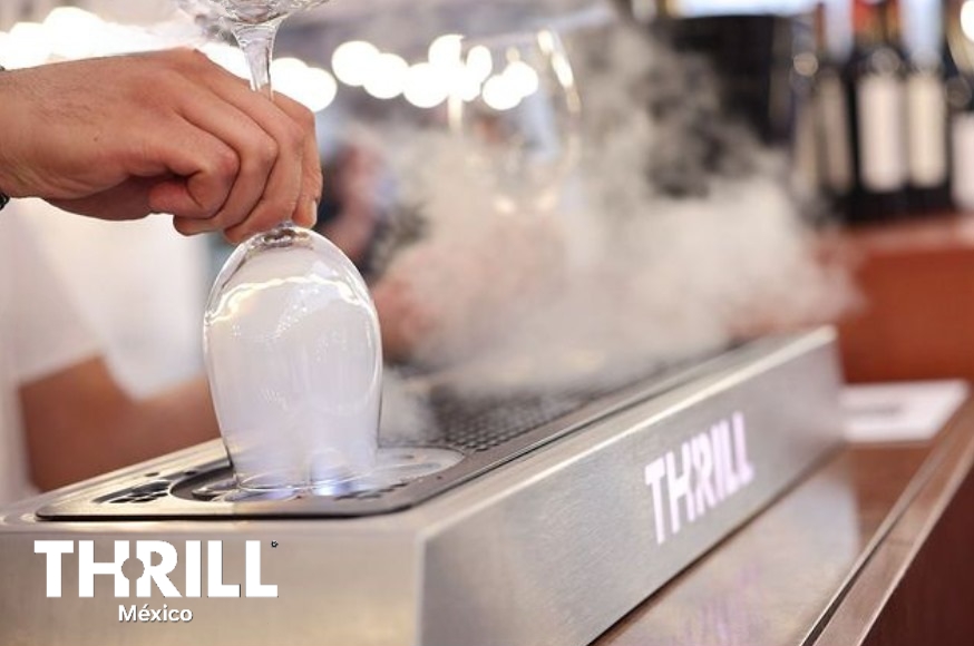 Congeladora-de-Copas-con-CO₂-Thrill-para-restaurante-para-vino-tinto-hoteleria-vinoteca-mixologia-enologia-y-dispensador-de-vino-Wineemotion (5)
