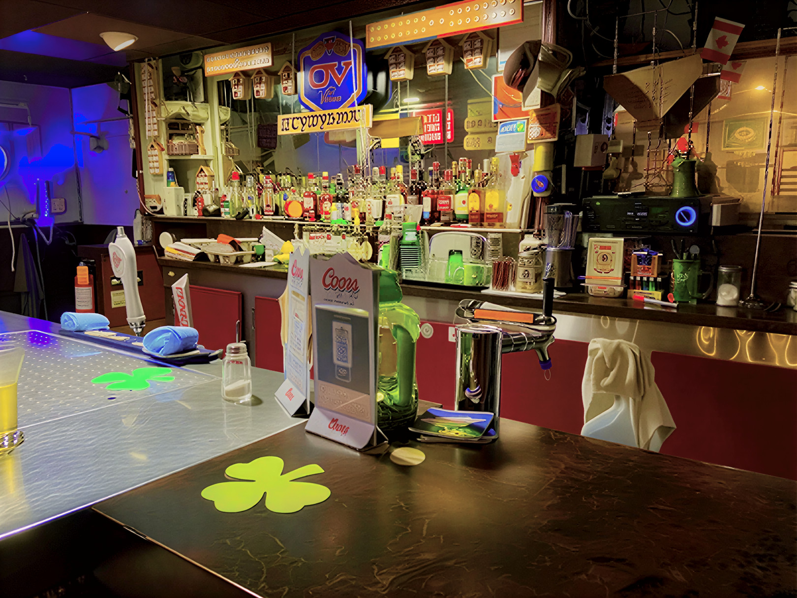 Brown's Lounge Bar Atmosphere