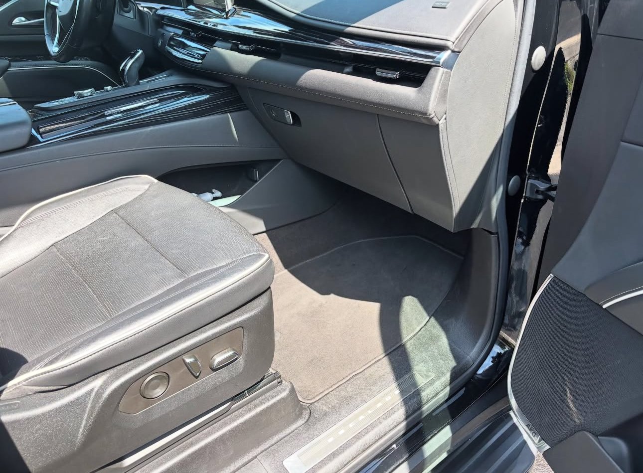 Professional fleet vehicle detailing service