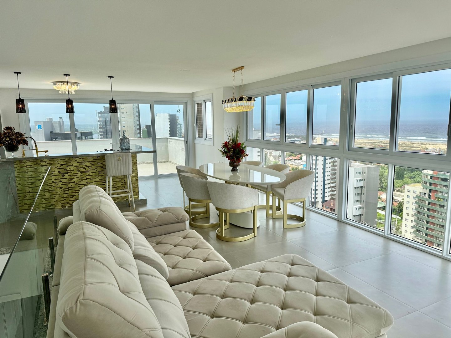 Interior da cobertura Di Milano