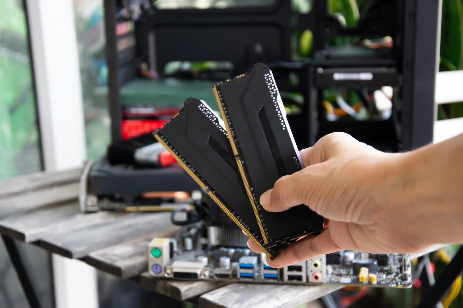 DDR5 RAM is the new standard for integrated circuits.