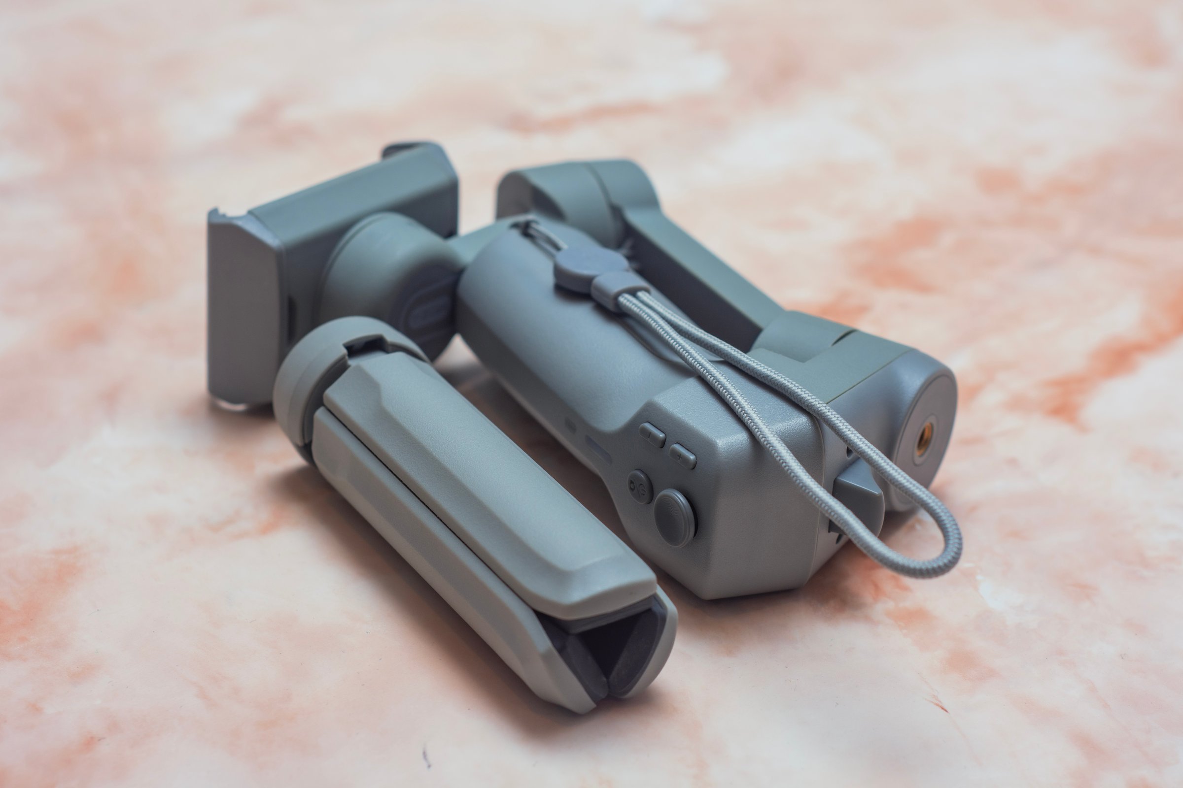 Smartphone gimbal stabilizer