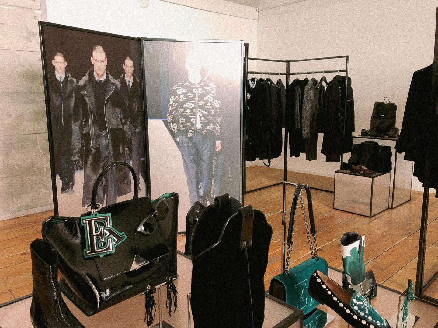 giorgio armani pressepräsentation und showroom im g3 studio münchen