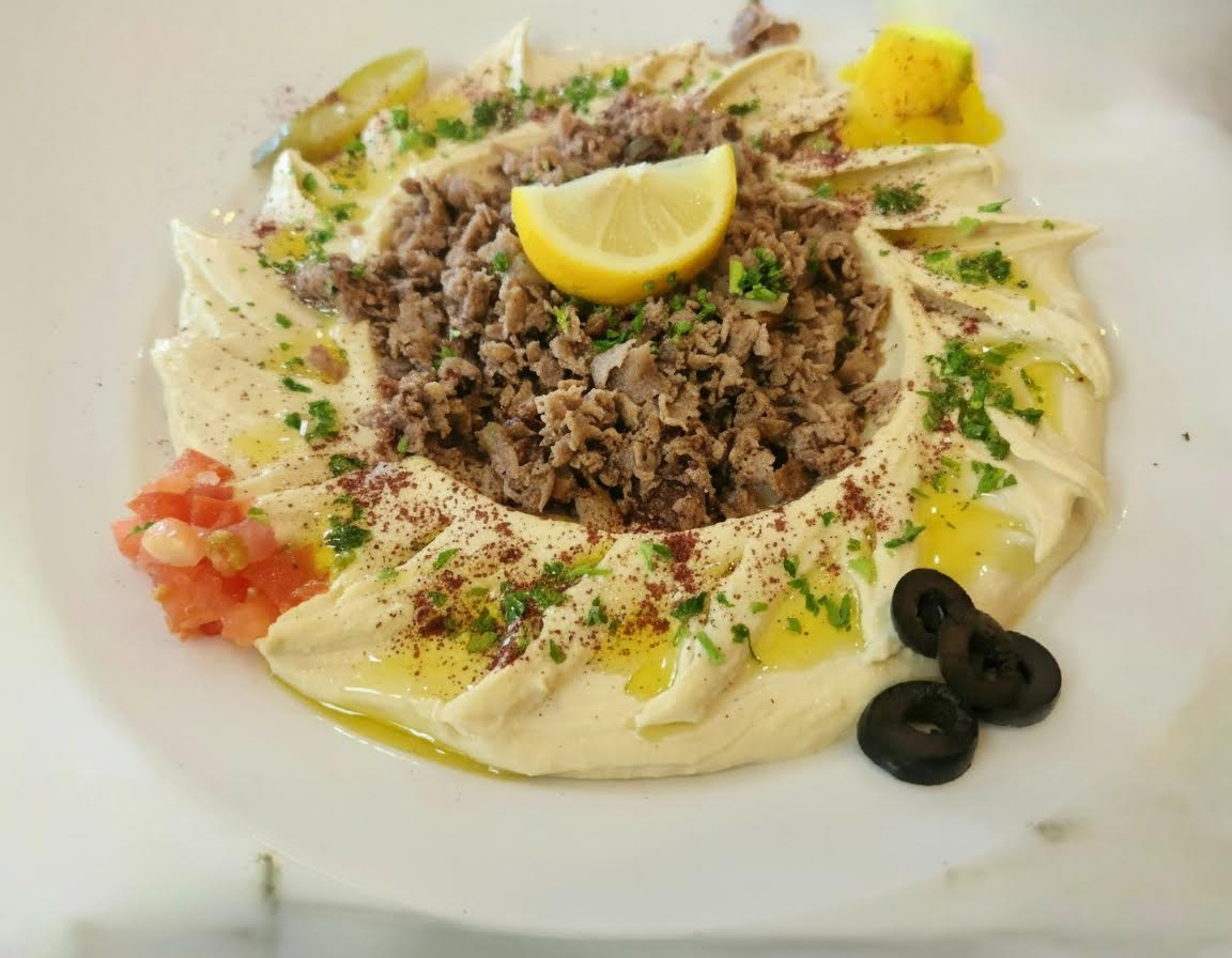 Hummus with Shawarma