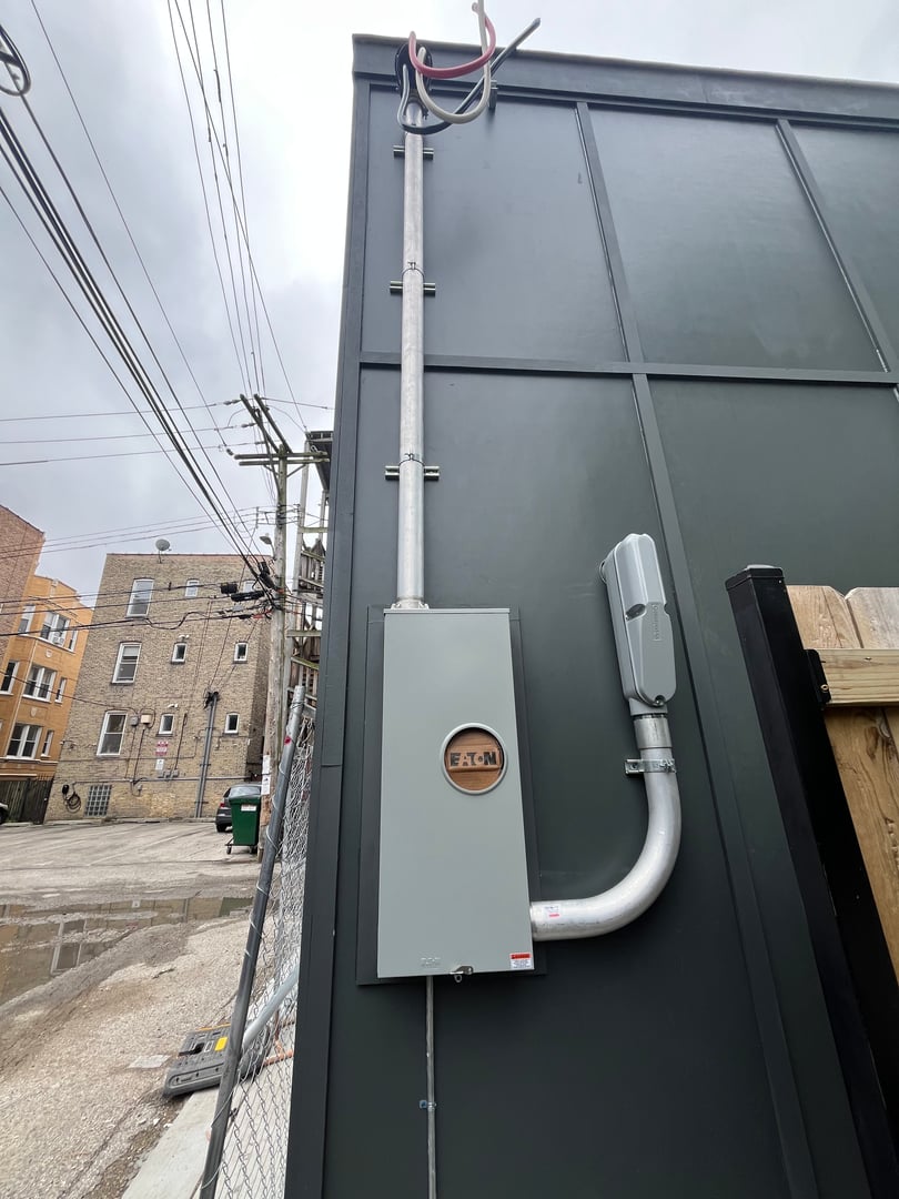 Lion Electric team at work