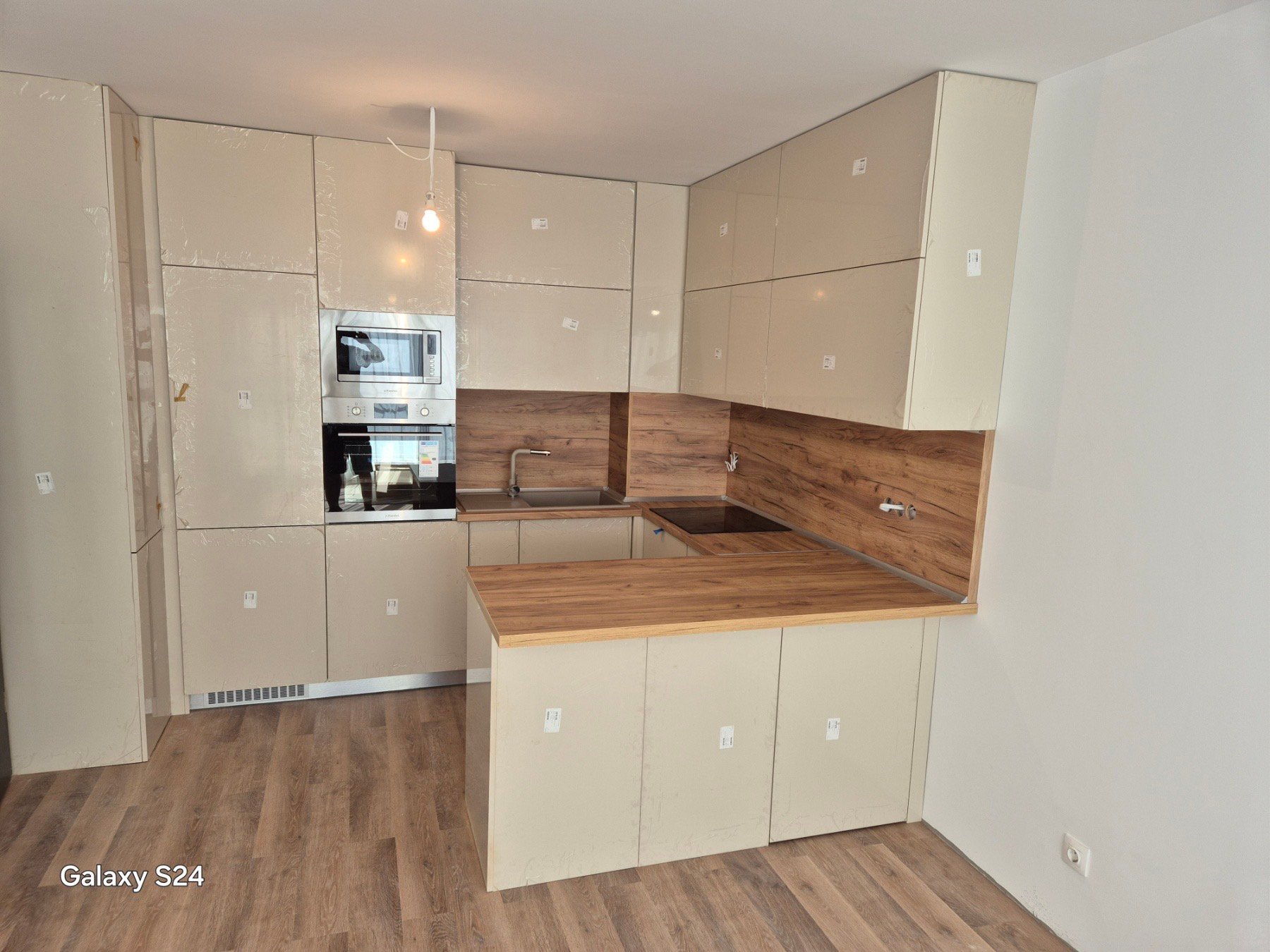 Кухня по поръчка