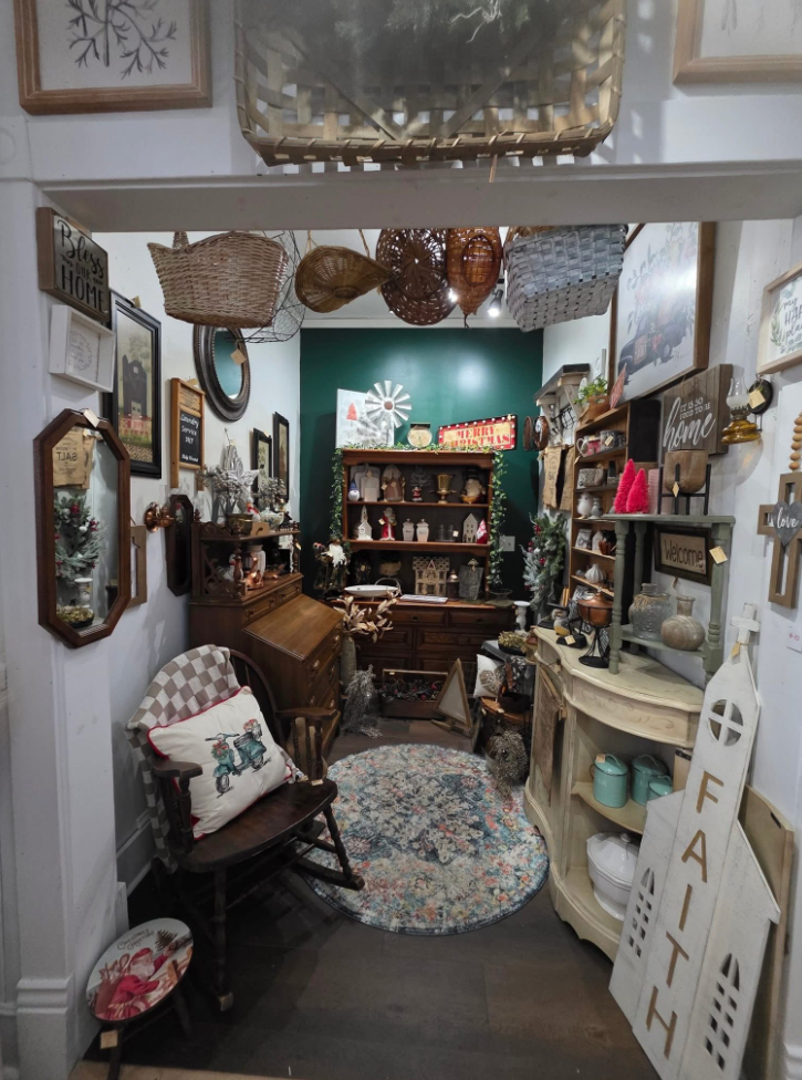 Store gallery showcase